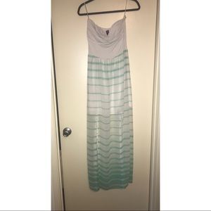 2bBebe Strapless Sundress